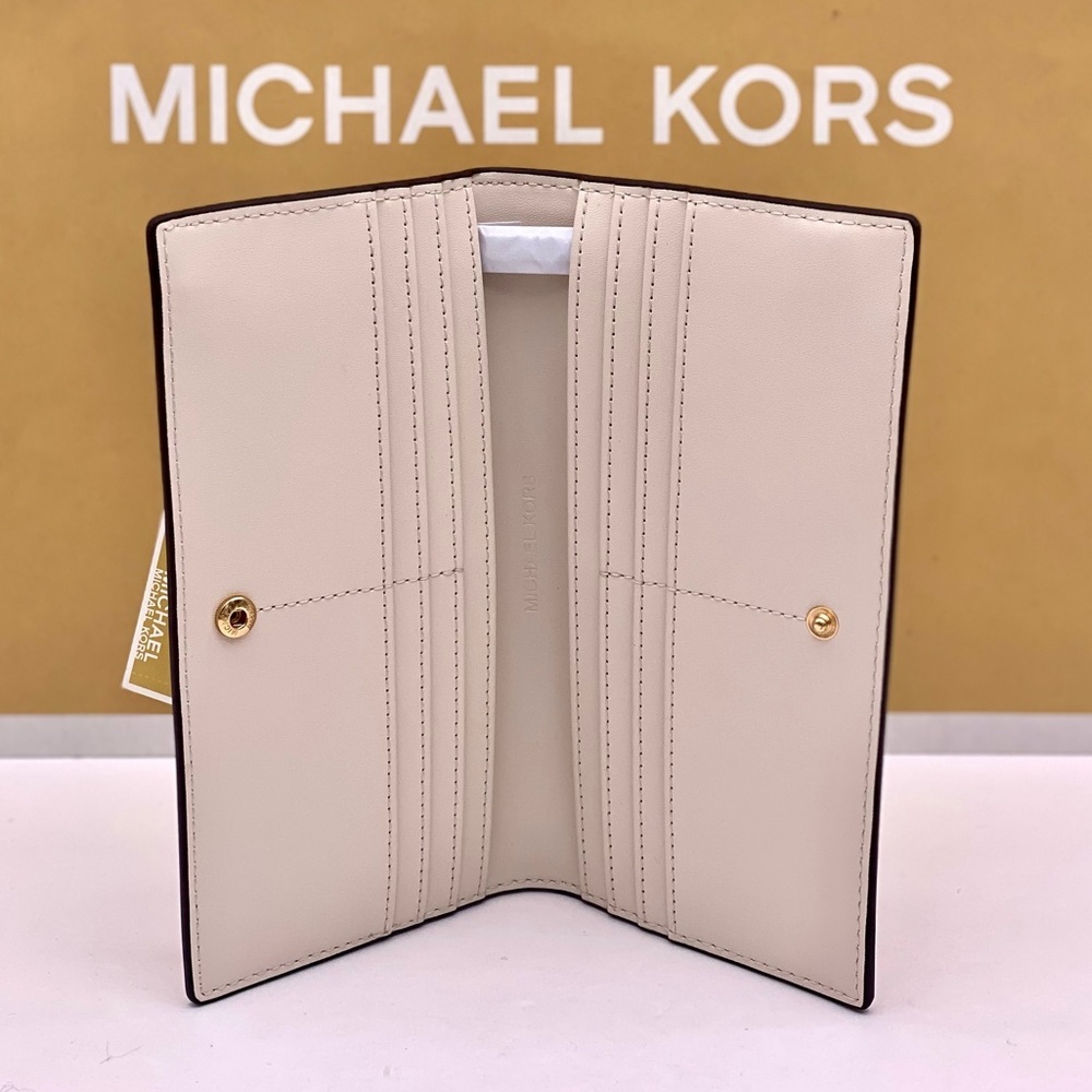 Michael Kors Reed Large Snap Bifold Wallet Light Cream - Picture 7 of 11